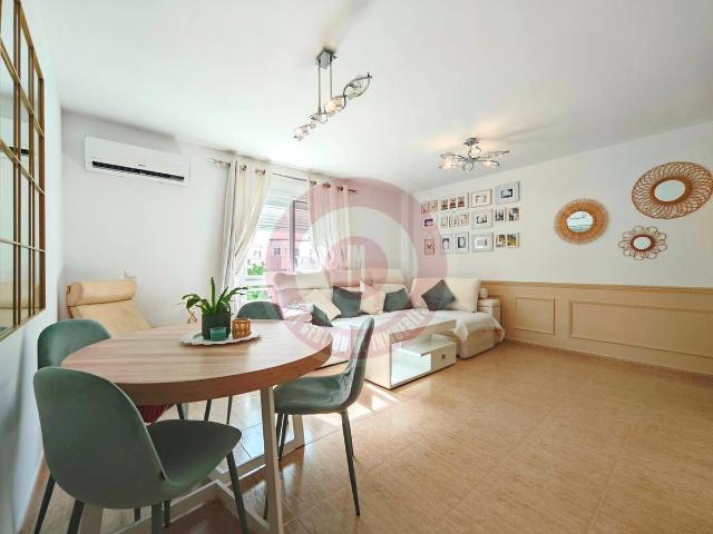Piso en venta en Capuchinos, La Axarquía