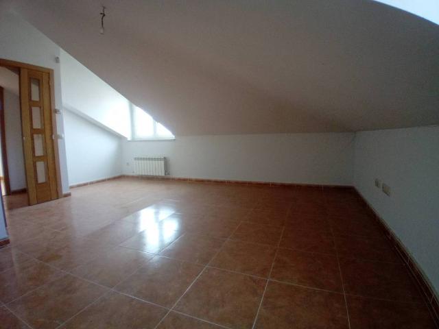 Piso en venta en Hontanares De Eresma, Castilla y León