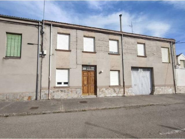 Piso en venta en Hospital De Órbigo, Castilla y León