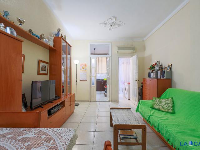 Piso en venta en Sants-Montjuïc, Barcelonès