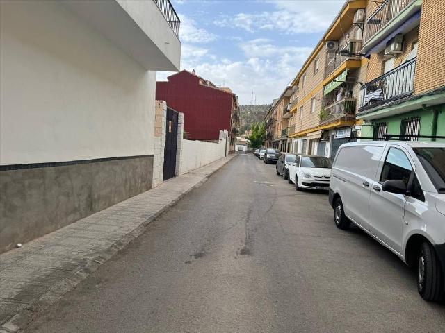 Piso en venta en Huelma, Jaén