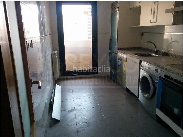 Piso en venta en Huércanos, La Rioja