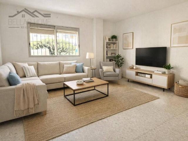 Piso en venta en Barriada Islas Canarias, Costa del Sol Occidental