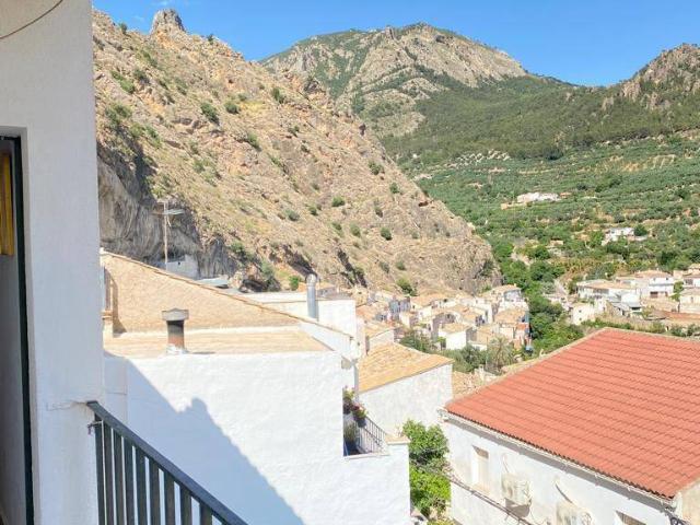 Piso en venta en Huesa, Andalucía