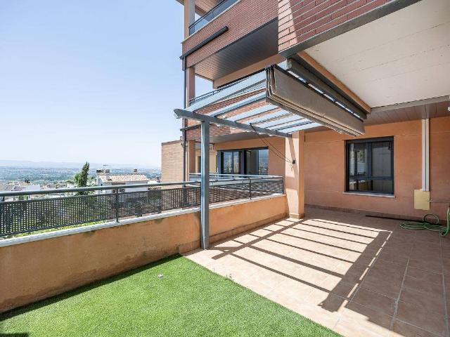 Piso en venta en Huétor Vega, Los Corteses