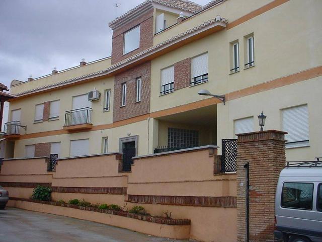 Piso en venta en Huétor Vega, Los Corteses