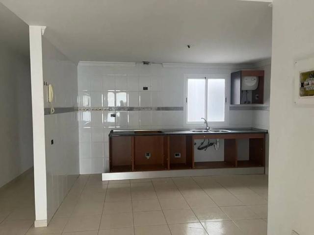 Piso en venta en Ingenio, El Carrión