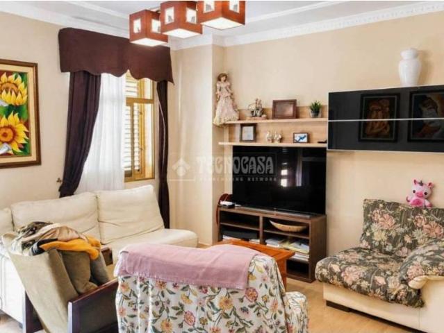 Piso en venta en Ingenio, Canarias