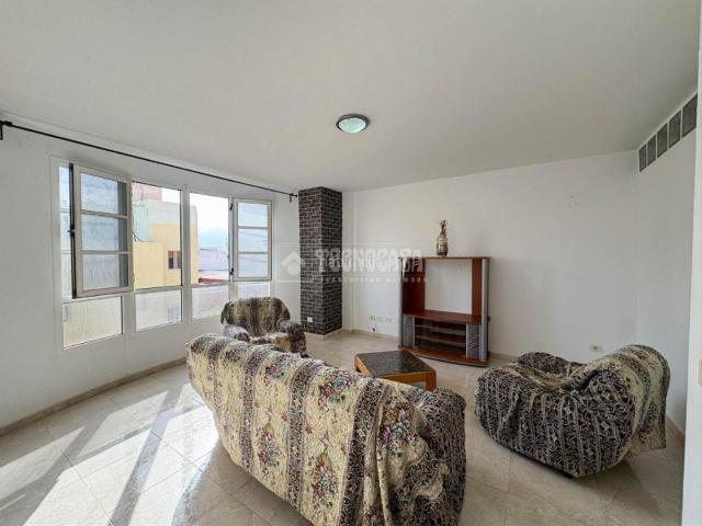 Piso en venta en Ingenio, El Sequero