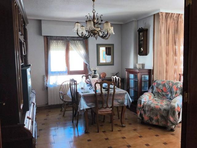 Piso en venta en Iniesta, Castilla-La Mancha