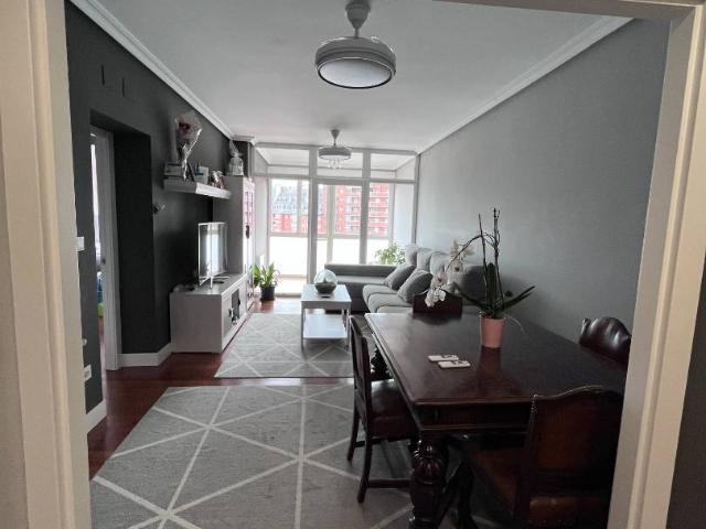 Piso en venta en Ibaiondo, Bilbao