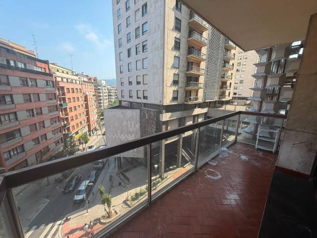 Piso en venta en Ibaiondo, Bilbao