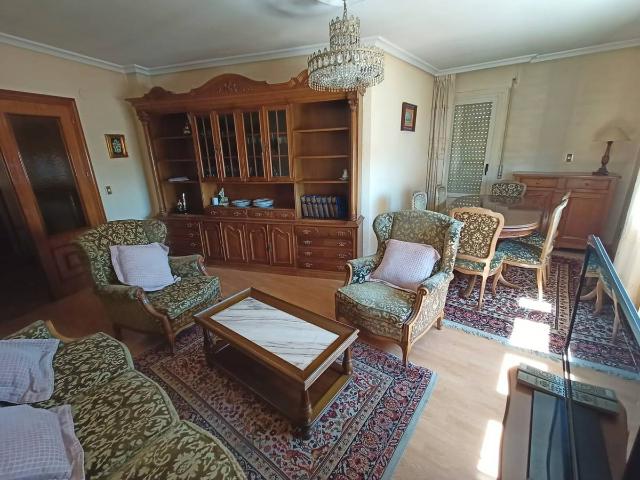Piso en venta en Íscar