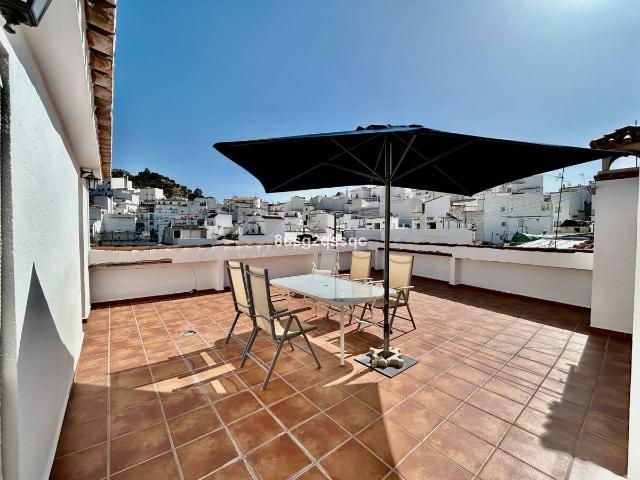 Piso en venta en Istán