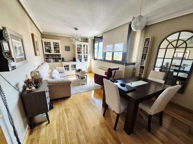 Piso en venta en Avilés, Asturias