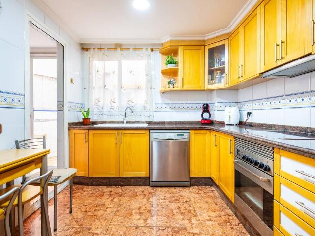 Piso en venta en Mislata, València / Valencia
