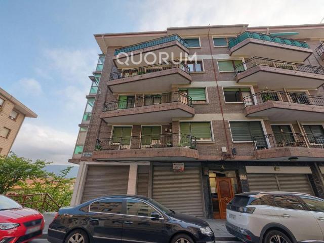 Piso en venta en Basauri, Urbi