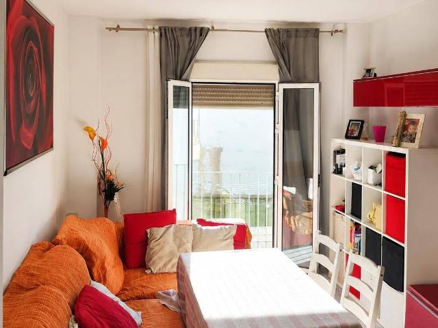 Piso en venta en La Algaba, Andalucía