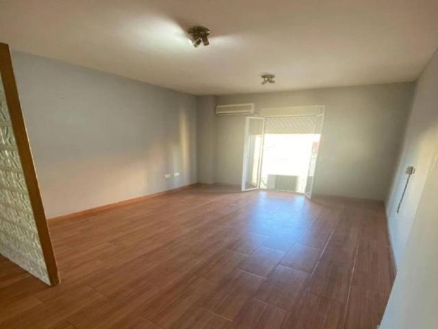 Piso en venta en La Algaba