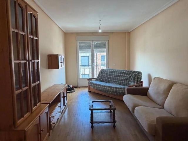 Piso en venta en La Bañeza, León
