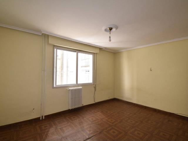 Piso en venta en San Claudio, León