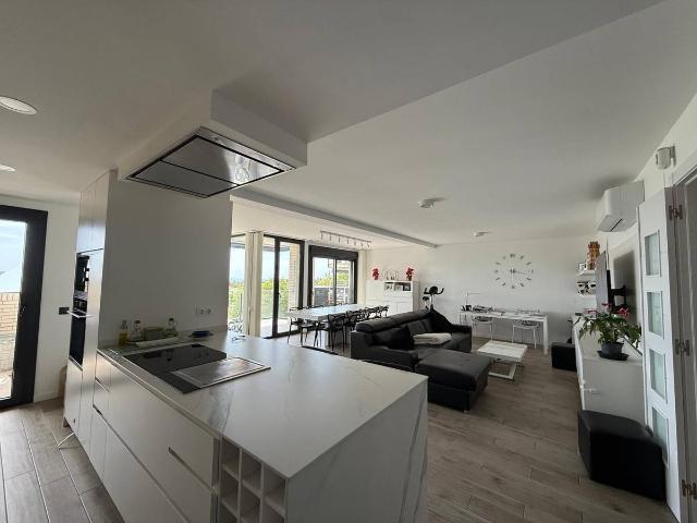 Piso en venta en Vilanova I La Geltrú, Centrevila