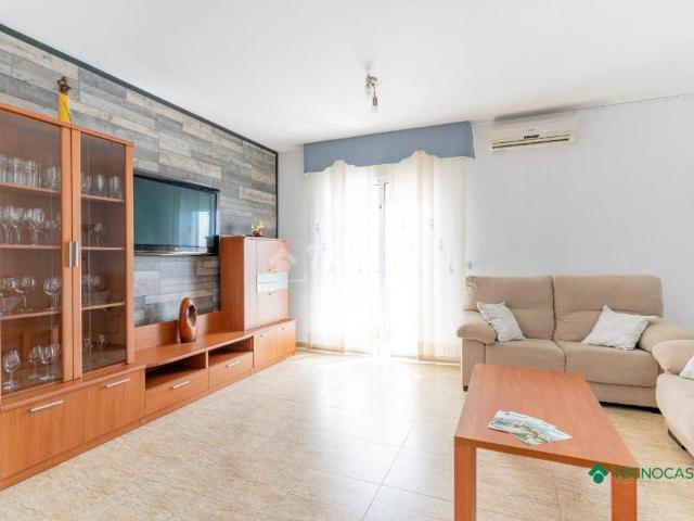 Piso en venta en Vícar