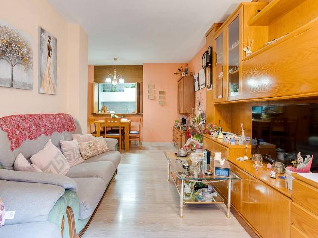 Piso en venta en Cornellà De Llobregat, Centre