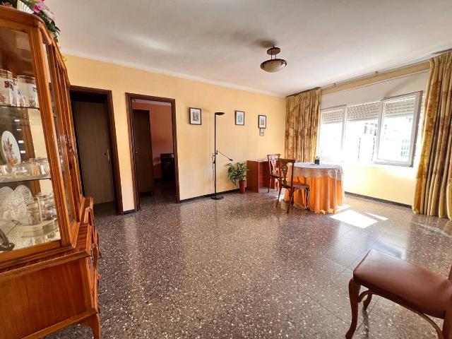Piso en venta en Centre, Cornellà De Llobregat