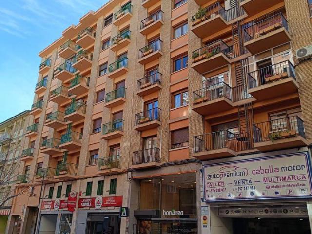 Piso en venta en Casco Histórico, Zaragoza
