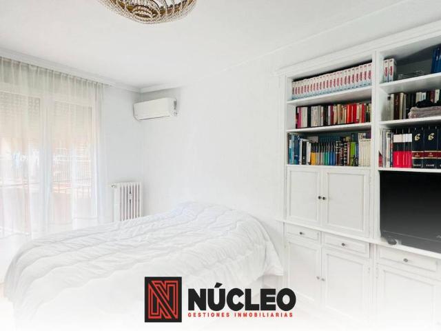 Piso en venta en Casco Histórico, Zaragoza
