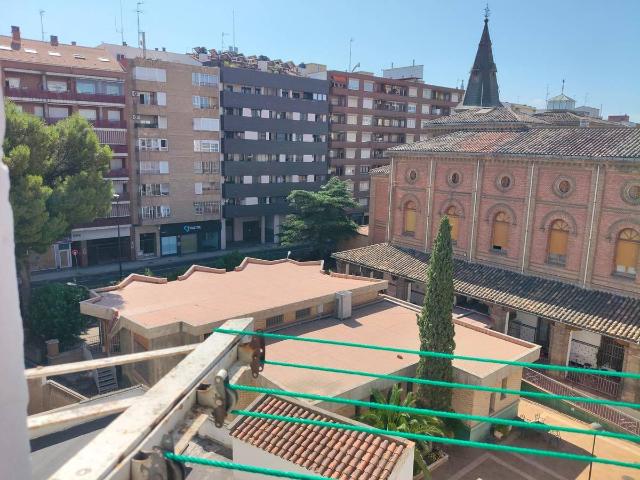 Piso en venta en Casco Histórico, Zaragoza