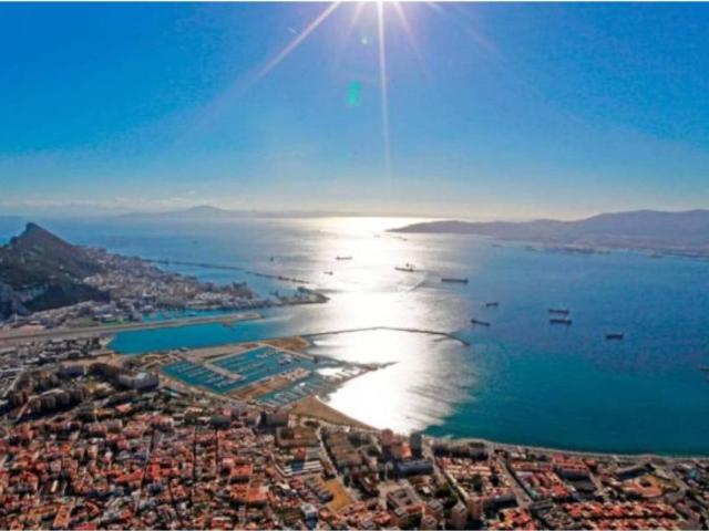 Piso en venta en Campo de Gibraltar, Andalucía