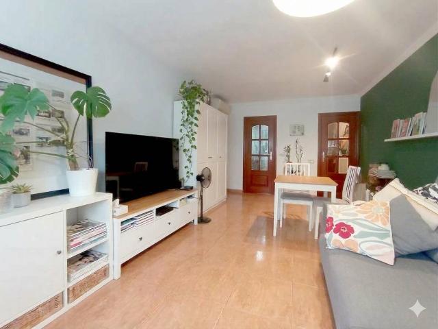 Piso en venta en la Llagosta, Barcelona