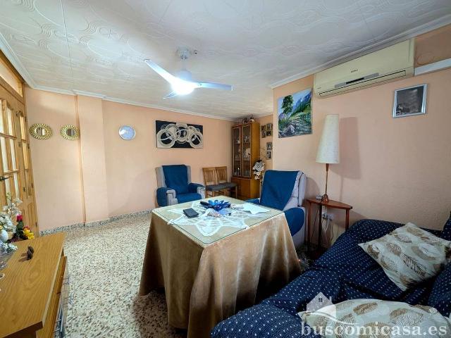 Piso en venta en Centro, Linares