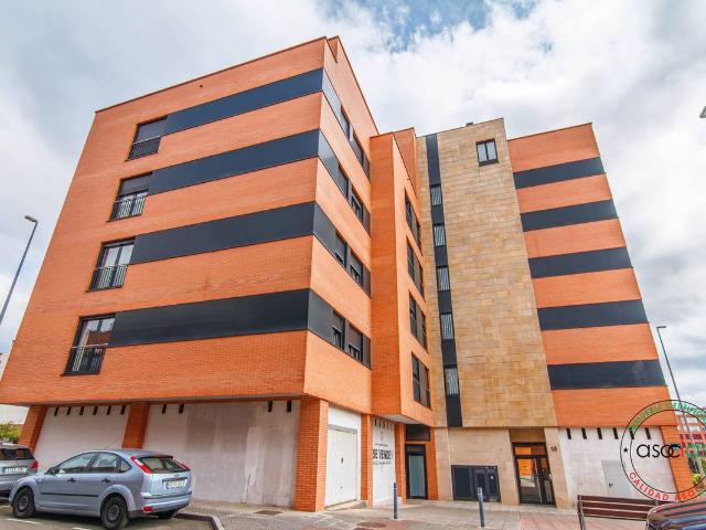 Piso en venta en Santolaya, Siero