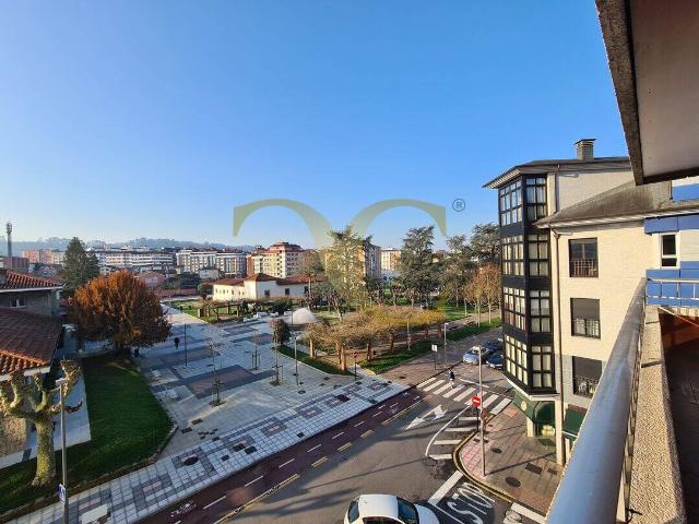 Piso en venta en Santolaya, Siero