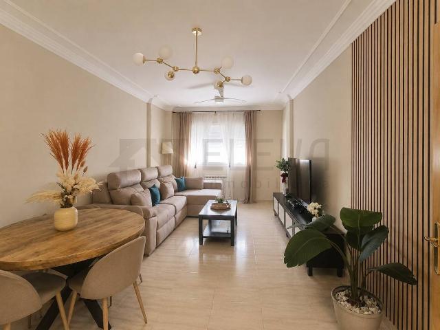 Piso en venta en Distrito 5, Albacete