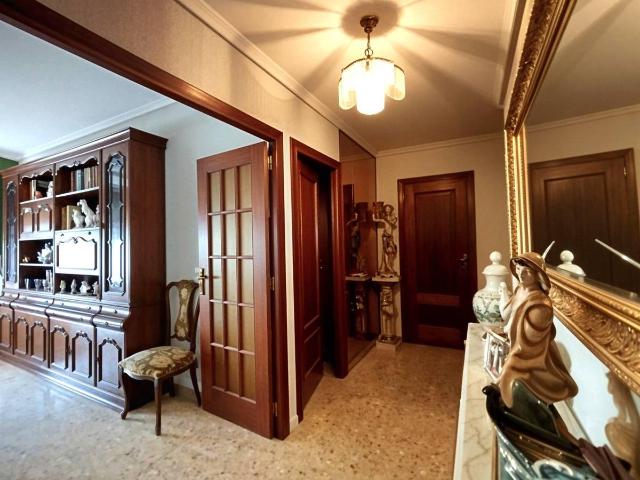 Piso en venta en Distrito 5, Albacete