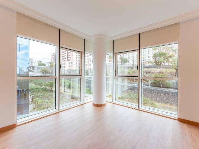 Piso en venta en Los Hoteles, Tenerife