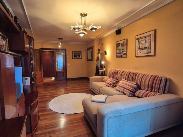 Piso en venta en Santurtzi, Mamariga