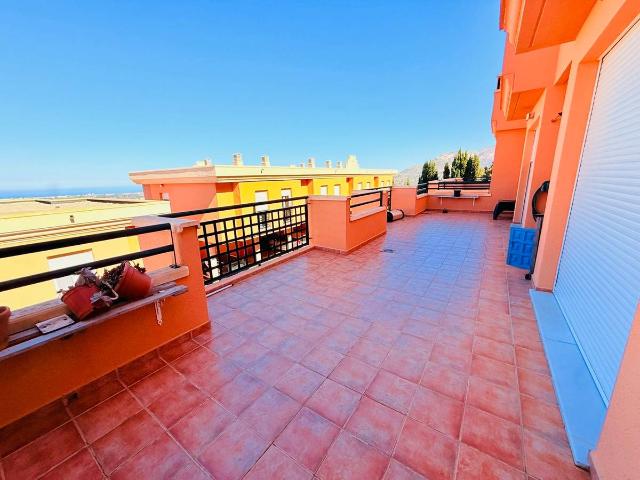 Piso en venta en Barri Port / Centre, Dénia