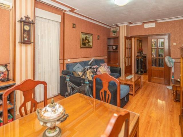Piso en venta en Centro, Linares