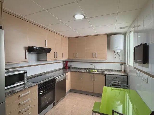 Piso en venta en l'Alcúdia, València / Valencia