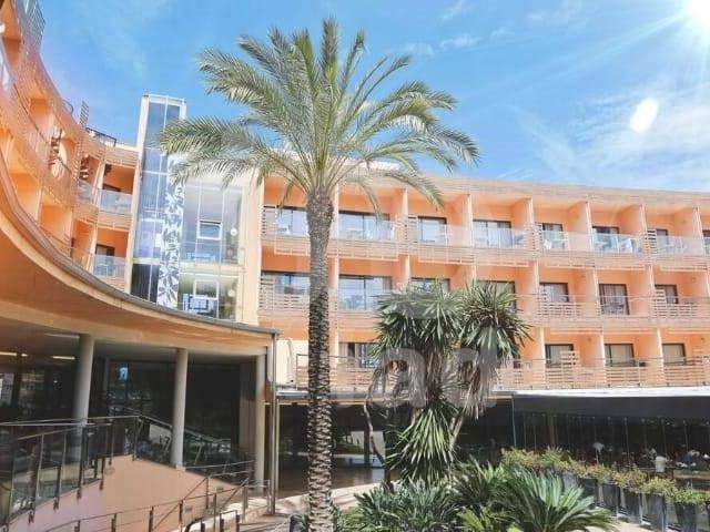 Piso en venta en L'ampolla