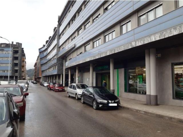 Piso en venta en Castandiello, Langreo