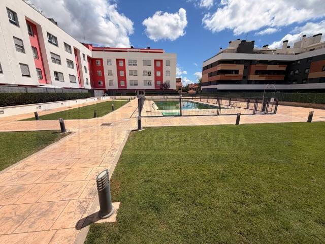Piso en venta en Villapatro, Lardero