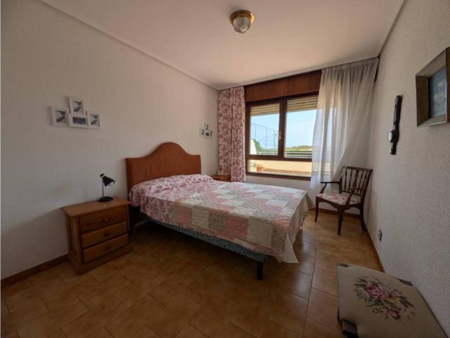 Piso en venta en Laredo
