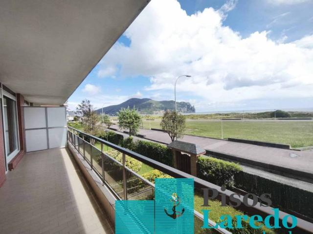 Piso en venta en Laredo