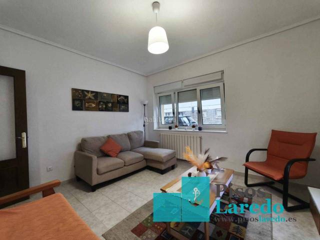 Piso en venta en Laredo